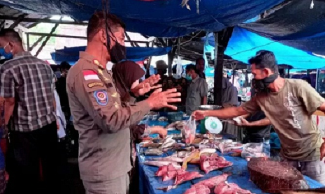 Operasi tim gabungan Satgas Penanganan COVID-19 Pesisir Selatan